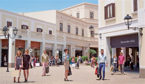 designer shopping in sicily